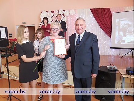 29 сентября День учителя педагоги района праздновали в Жирмунской средней школе