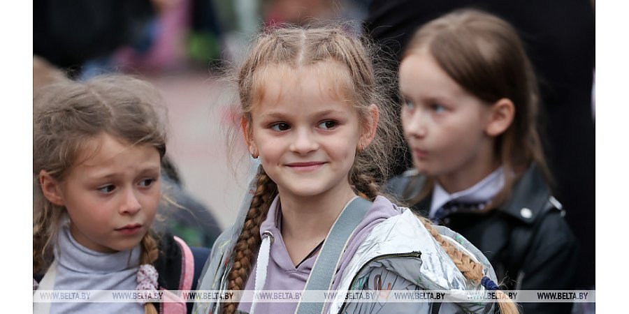 Женщины-парламентарии объявили старт "Эстафеты добра" в помощь жителям Донбасса