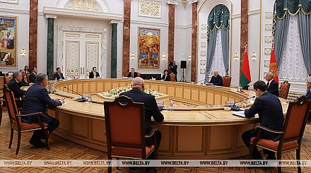 Александр Лукашенко: Беларусь придает особое значение парламентскому измерению в ОДКБ