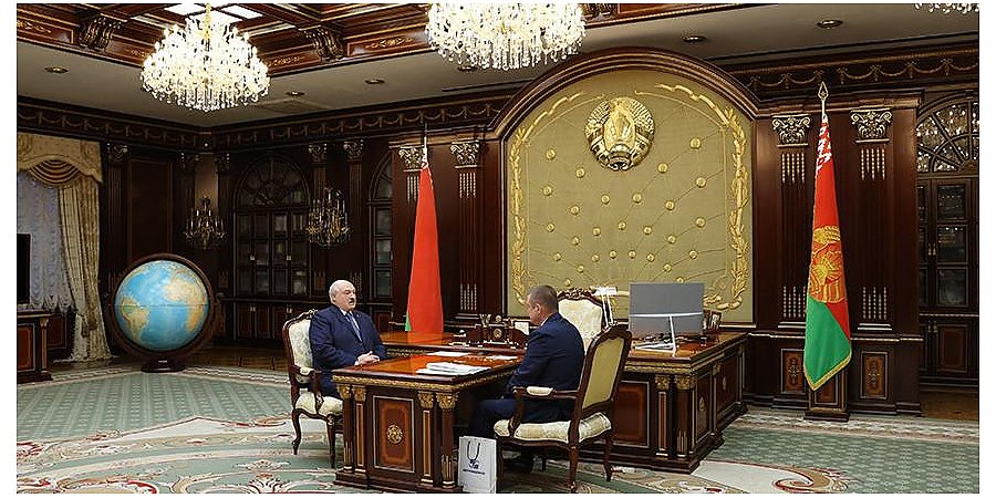Ситуация на полях и кадровый вопрос. Александр Лукашенко принял с докладом вице-премьера Леонида Зайца