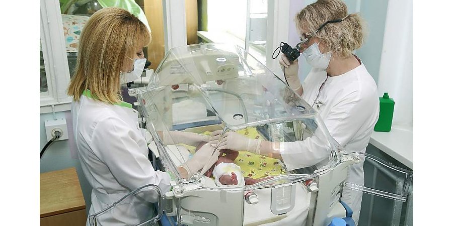 Гродненские медики в минувшем году выходили 20 детей, появившихся на свет с экстремально низкой массой тела