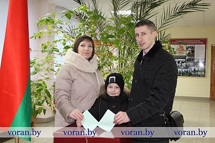 На Вороновщине прошел третий день досрочного голосования