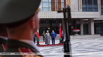 Встреча Лукашенко с Султаном Омана началась во Дворце Независимости