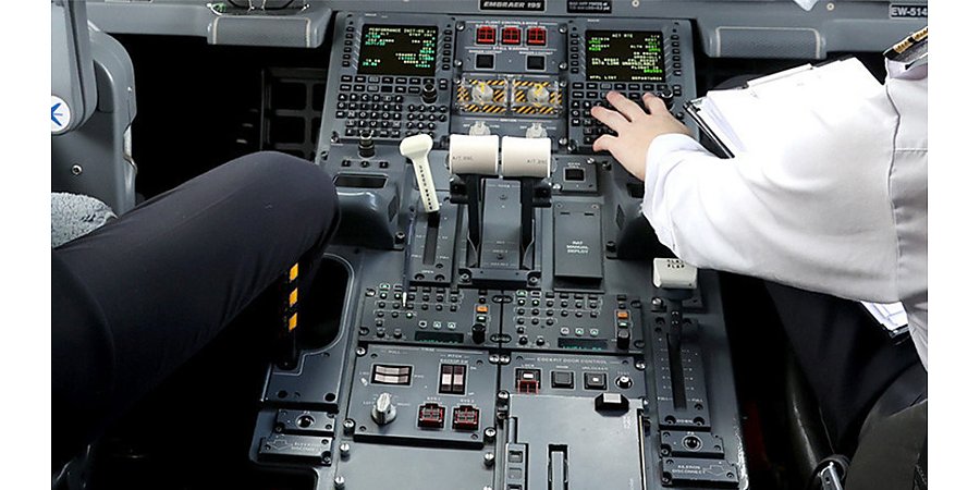 Авиакомпании в странах ЕС продолжают отменять рейсы из-за роста цен на топливо 