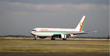 Александр Лукашенко прибыл в Астану для участия в саммите ШОС