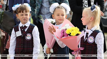 Витаминный бар, тир, лыжная база и бассейн - Александр Лукашенко в День знаний откроет новую школу в Бобруйске