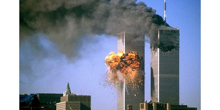 Башни-близнецы: 20 лет назад террористы атаковали Всемирный торговый центр