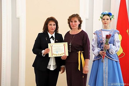 Знай наших! Библиотекарь из Вороновского района отмечена высокой наградой в Гродно