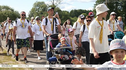 Почти 2,5 тыс. пилигримов пришли на торжества в Будслав