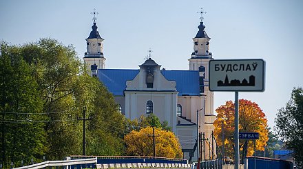 Костел в Будславе обрел временную крышу, скоро возобновятся службы