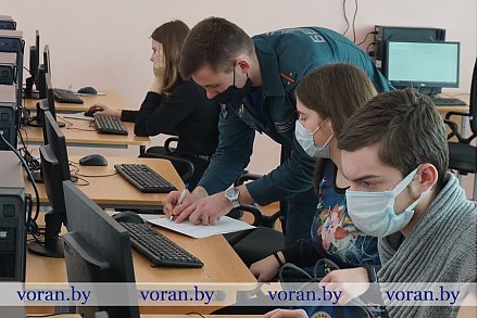 Среди школьников Вороновщины определили отличников «Школы безопасности-2021»