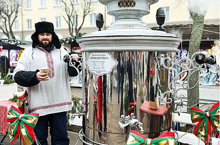 Покупки в радость: как торговля Беларуси подготовилась к новогодним и рождественским праздникам