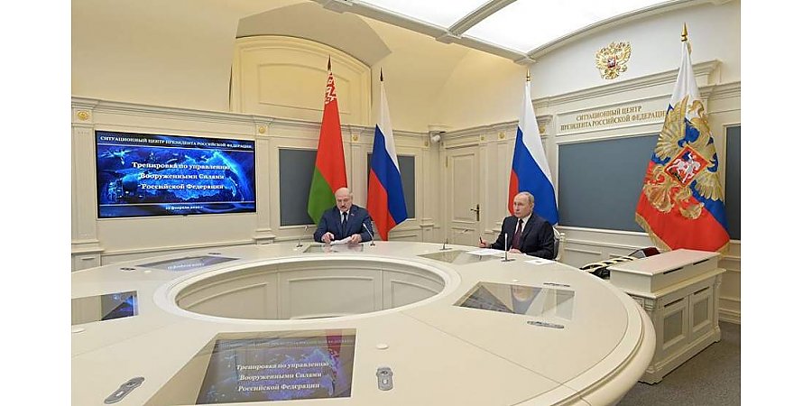 В России с участием Александра Лукашенко и Владимира Путина прошли стратегические учения с запуском гиперзвуковых ракет