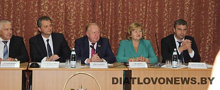 В Лиде обсудили роль политических партий, общественных объединений и СМИ в формировании гражданского общества и проведении электоральных кампаний