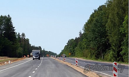 Подписаны контрактные соглашения на реконструкцию второго участка дороги М6/Е28, который проходит по Лидскому району