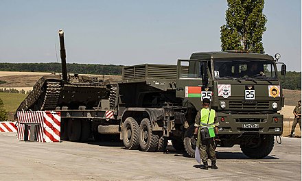 Белорусская команда завоевала серебро конкурса "Мастера автобронетанковой техники" АрМИ-2021