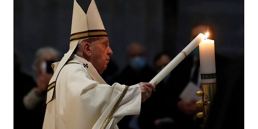 Папа Римский Франциск благословил верующих в Пасху