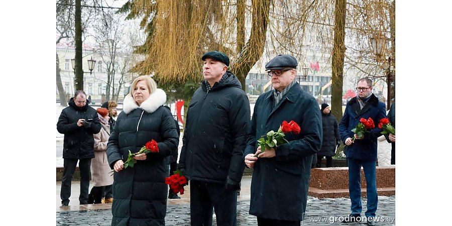 В Гродно состоялся торжественный митинг, посвященный Дню защитников Отечества и Вооруженных Сил Республики Беларусь