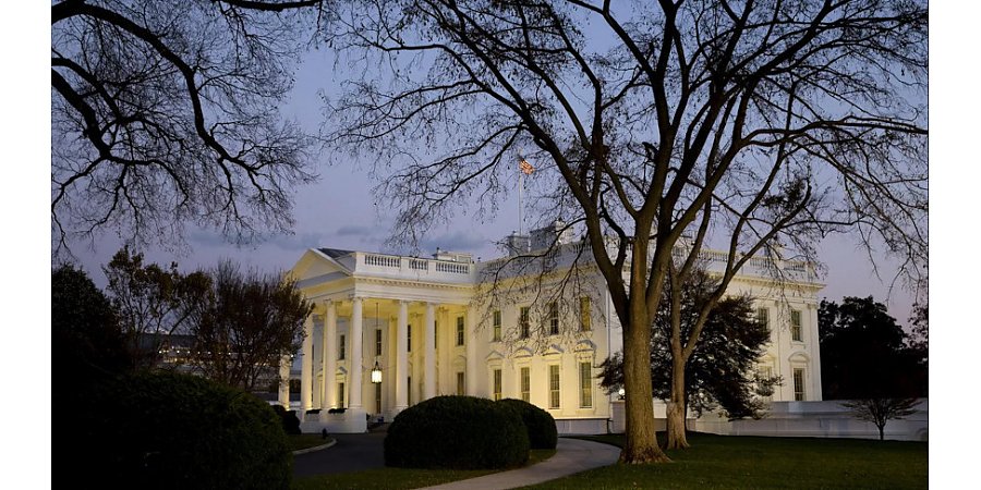 В Белом доме заявили, что США больше не будут бездумно выписывать чеки Киеву