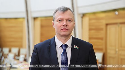 Романов: основной замысел акции "Беларусь адзіная" - услышать людей в регионах