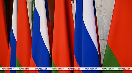 Александр Лукашенко направился с рабочим визитом в Волгоград