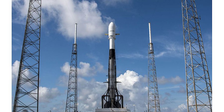 SpaceX успешно вывела на орбиту американский спутник SXM-8