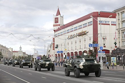 Военные парады в Минске не будут проводиться до 2024 года
