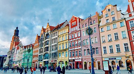 Interia: Польша обязала украинских беженцев платить за размещение в центрах проживания с 1 марта