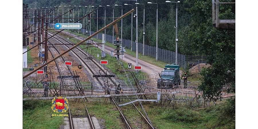 «Колючка» на железнодорожных путях на границе с Беларусью