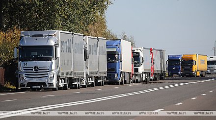 Очередь грузовых авто на въезд в Польшу и Литву продолжает расти - ГПК