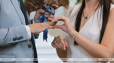 Белорусские молодожены с каждым годом все чаще заключают брачные договоры