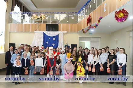 В хороводе с умниками и умницами