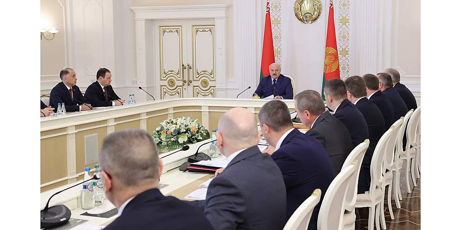 Тема недели: Александр Лукашенко провел совещание о противодействии санкционным мерам