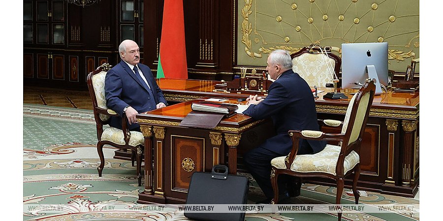 Лукашенко поставил задачу по развитию новых направлений работы в структуре Управления делами Президента