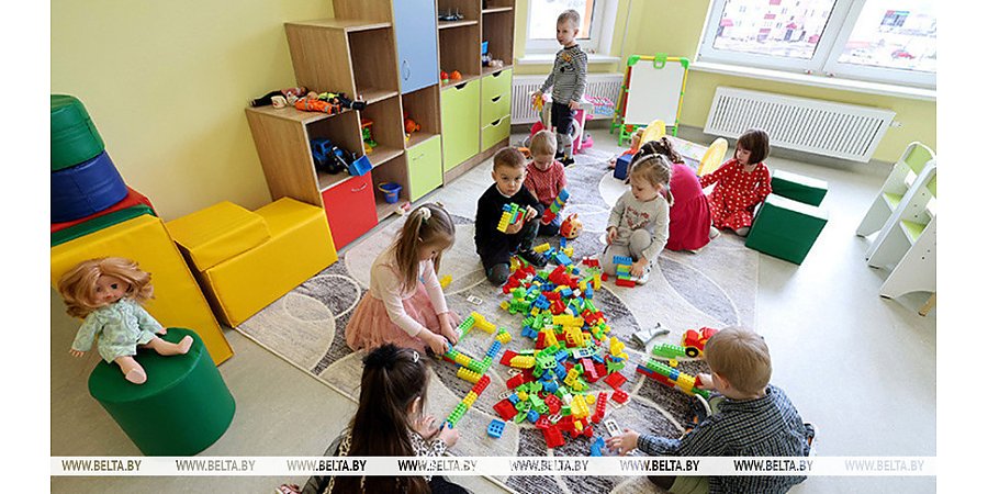 В детсадах Беларуси увеличат количество групп для детей до двух лет