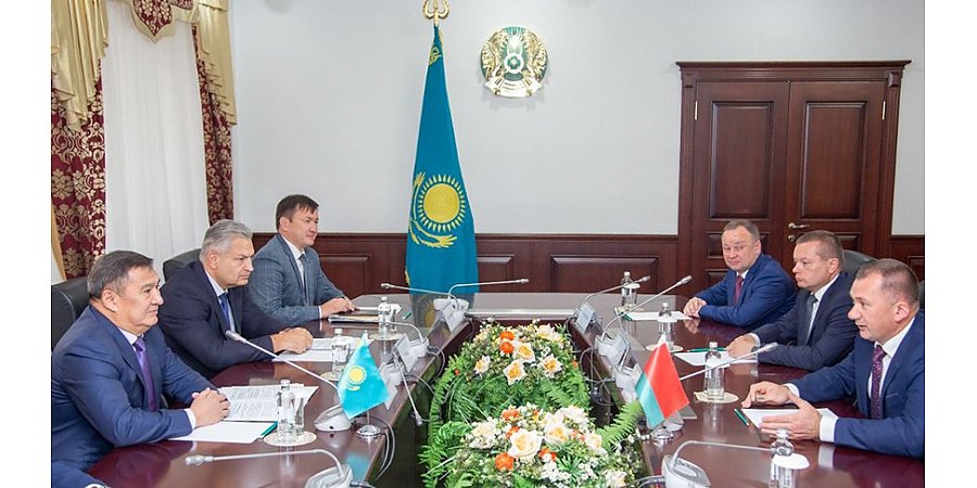 Министры внутренних дел Беларуси и Казахстана обсудили координацию совместной работы