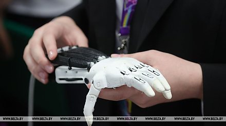 Школьница из Вороново создала тяговый протез кисти с применением пневматических систем