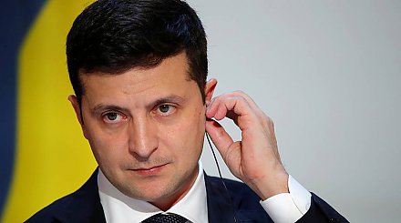 Зеленский возглавил антирейтинг украинских политиков