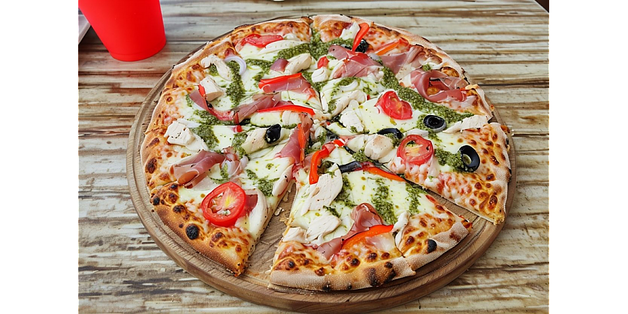 Готовим пиццу и тратим не больше 10 минут