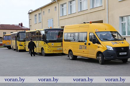 Остановка по требованию. В Вороновском районе прошла контрольная проверка автобусов, занятых на подвозе учащихся в учреждения образования