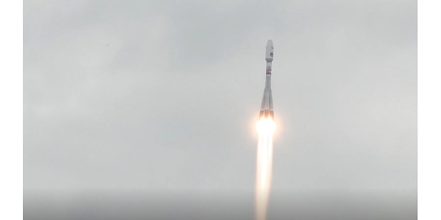 Россия успешно запустила ракету с аппаратом "Луна-25"