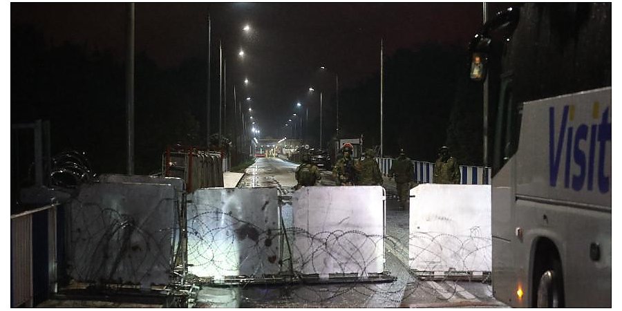 Польша закрыла границу с Беларусью