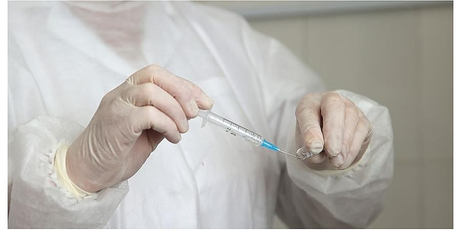 Беларусь получила собственную вакцину от COVID-19