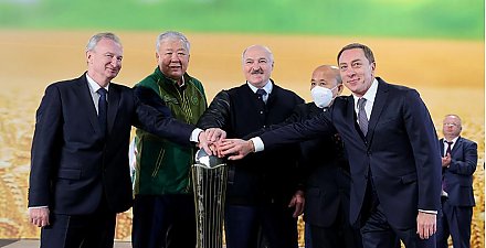 Тема недели: "Подарок, который мы сделали своими руками". Александр Лукашенко официально запустил производство БНБК