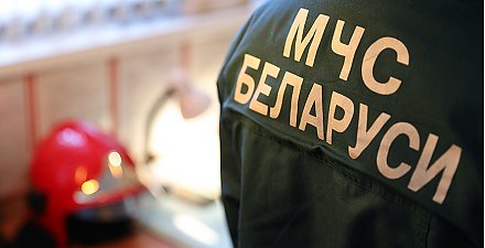 Начальник Вороновского РОЧС Виктор Марушевский спас на пожаре в Гераненах пенсионерку