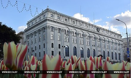 Нацбанк рекомендует банкам с 1 июля рассчитываться с клиентами преимущественно новыми деньгами