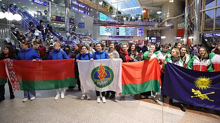 "Мы громко заявили о себе". Делегация Беларуси вернулась с Всемирного фестиваля молодежи в Сочи