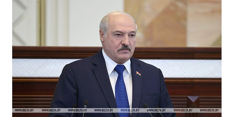 Лукашенко: недоброжелатели Беларуси перешли от организации бунтов к этапу удушения