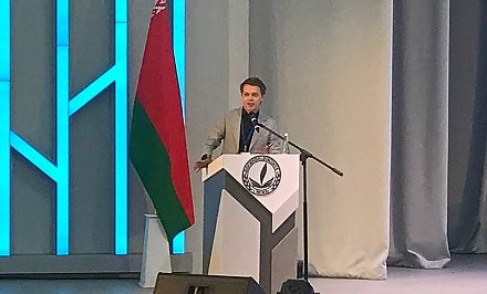 Игорь Тур поделился лайфхаками в работе с представителями СМИ на II Форуме медийного сообщества Беларуси