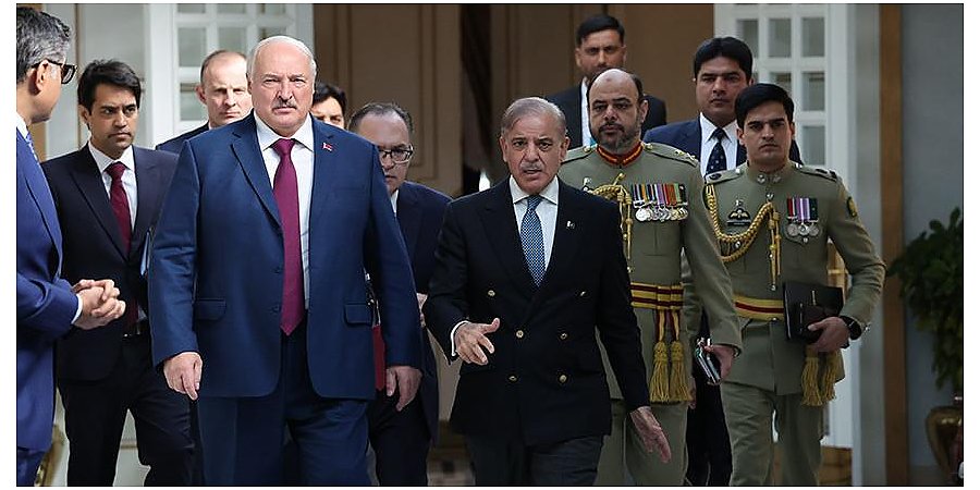 Хороший план с Пакистаном, в кругу семьи Шариф, инициативы в ОДКБ и шутка про "Орешник". Итоги недели Президента